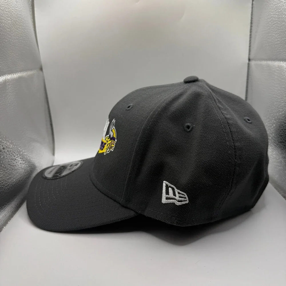 New Era Minnesota Vikings NFC North Champions Hat 9FORTY Adjustable Grey Cap NFL